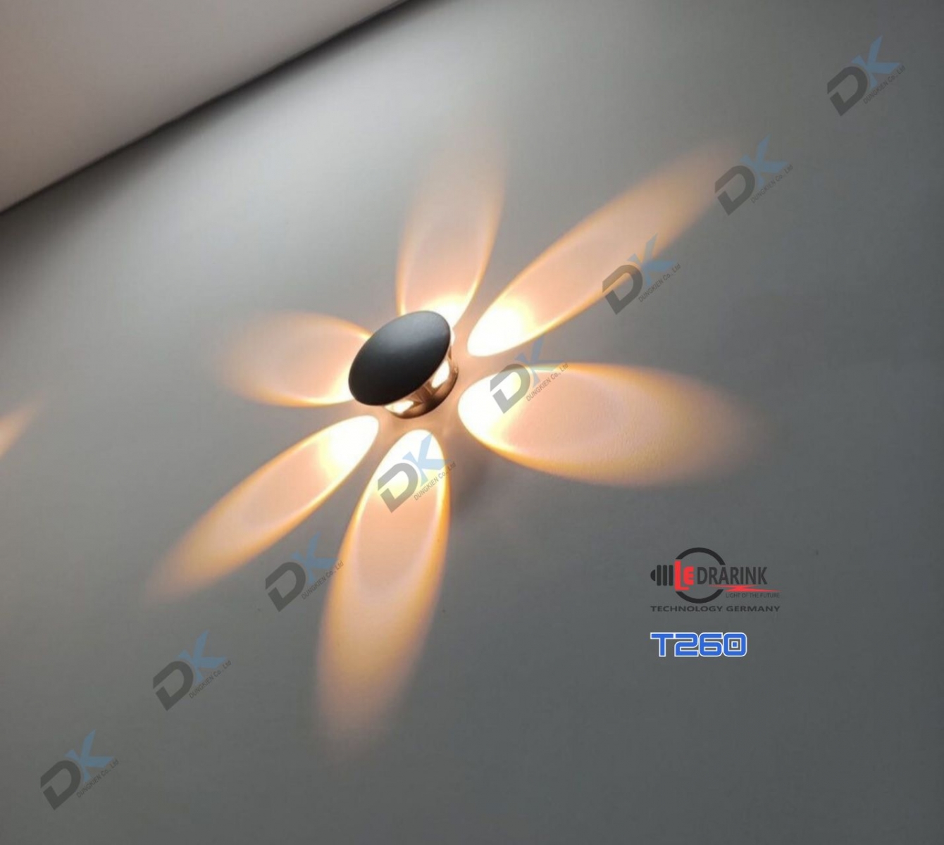       Đèn hắt tia 260 (6 tia) vỏ đen Drarink
